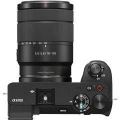 SONY A6700 E 18-135mm F3.5-5.6 OSS